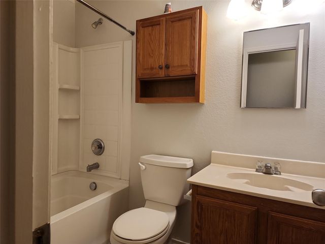 1604 Carolina Ridge Way, Fort Worth, TX 76247