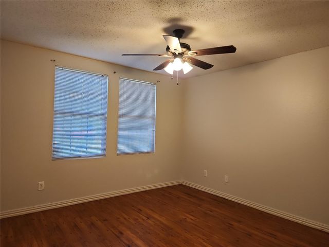 1604 Carolina Ridge Way, Fort Worth, TX 76247