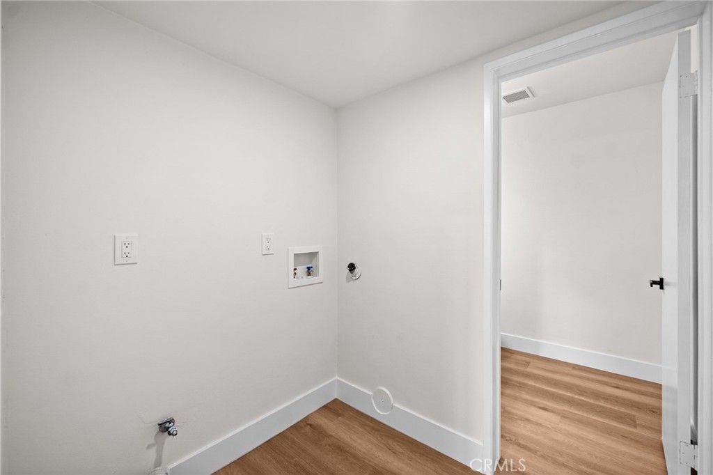 Image 16 of property listing at 22932 S Vermont Avenue, Torrance, CA 90502