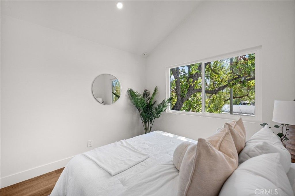 Image 20 of property listing at 22932 S Vermont Avenue, Torrance, CA 90502