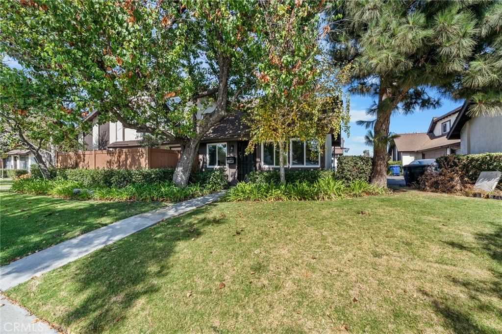 Image 36 of property listing at 22932 S Vermont Avenue, Torrance, CA 90502