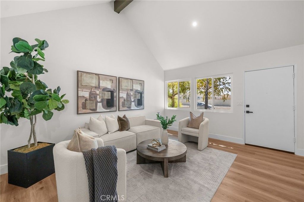 Image 5 of property listing at 22932 S Vermont Avenue, Torrance, CA 90502