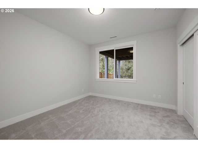 17789 Nw Layla Dr, Portland, OR 97229