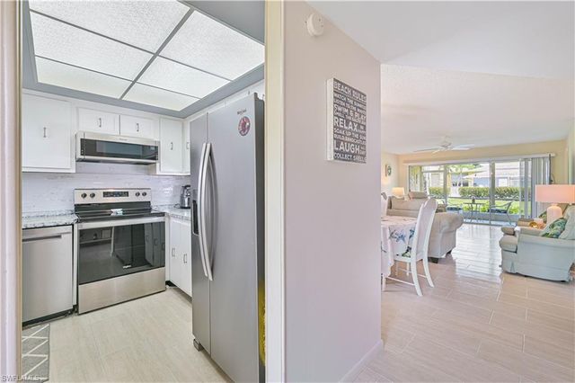 351 Charlemagne BLVD 105A, Naples, FL 34112