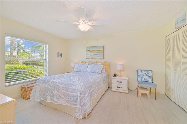 351 Charlemagne BLVD 105A, Naples, FL 34112
