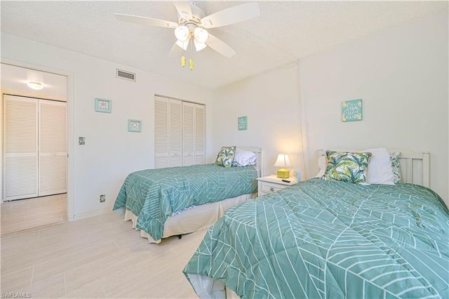 351 Charlemagne BLVD 105A, Naples, FL 34112