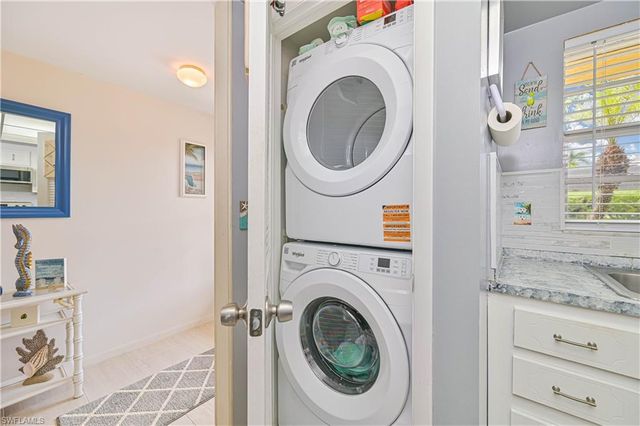 351 Charlemagne BLVD 105A, Naples, FL 34112
