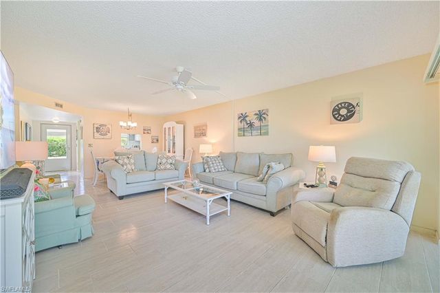 351 Charlemagne BLVD 105A, Naples, FL 34112