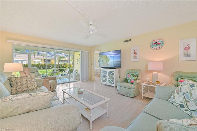 351 Charlemagne BLVD 105A, Naples, FL 34112