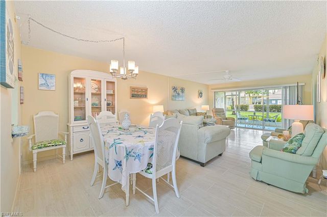 351 Charlemagne BLVD 105A, Naples, FL 34112