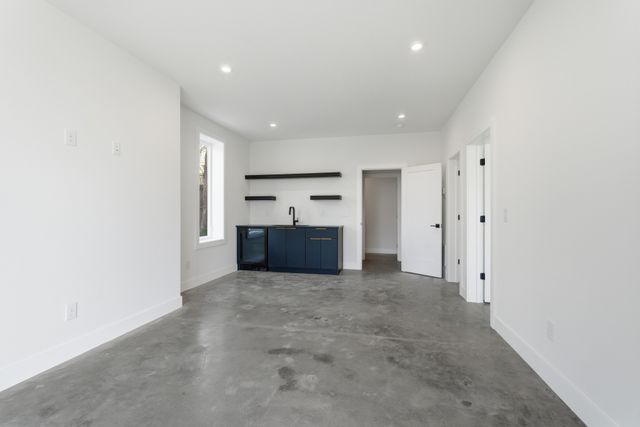 1905 Sevier St, Nashville, TN 37206