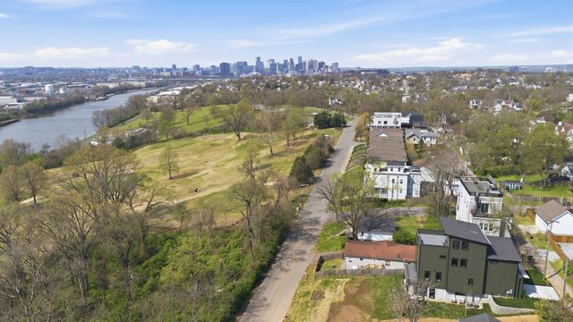 1905 Sevier St, Nashville, TN 37206