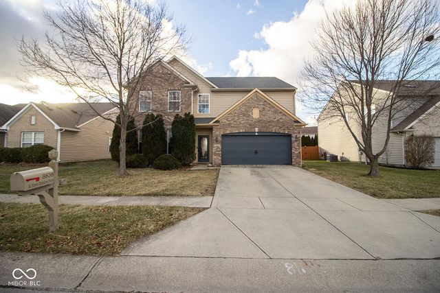 8838 N Fawn Meadow Drive, Mccordsville, IN 46055