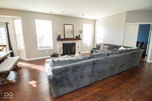 8838 N Fawn Meadow Drive, Mccordsville, IN 46055