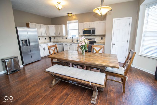 8838 N Fawn Meadow Drive, Mccordsville, IN 46055