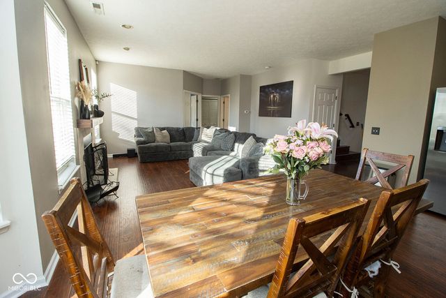 8838 N Fawn Meadow Drive, Mccordsville, IN 46055