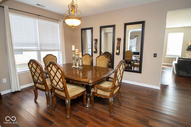 8838 N Fawn Meadow Drive, Mccordsville, IN 46055