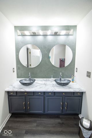 8838 N Fawn Meadow Drive, Mccordsville, IN 46055