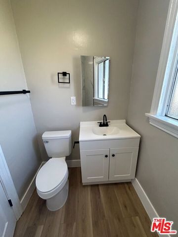 1041 Gulf Avenue, Wilmington, CA 90744