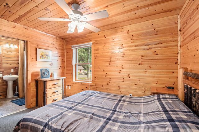 1418 Hillcrest Avenue, Harrison, MI 48625