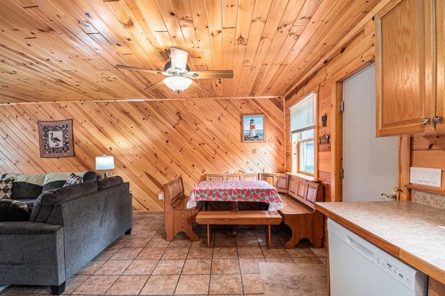 1418 Hillcrest Avenue, Harrison, MI 48625