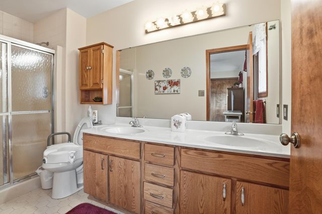 740 Meadow Lane, Crown Point, IN 46307