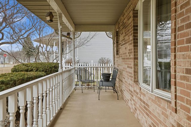 740 Meadow Lane, Crown Point, IN 46307