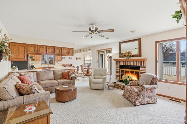 740 Meadow Lane, Crown Point, IN 46307