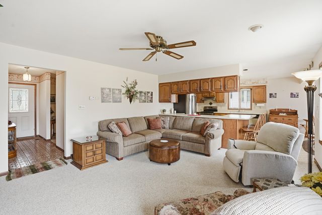 740 Meadow Lane, Crown Point, IN 46307