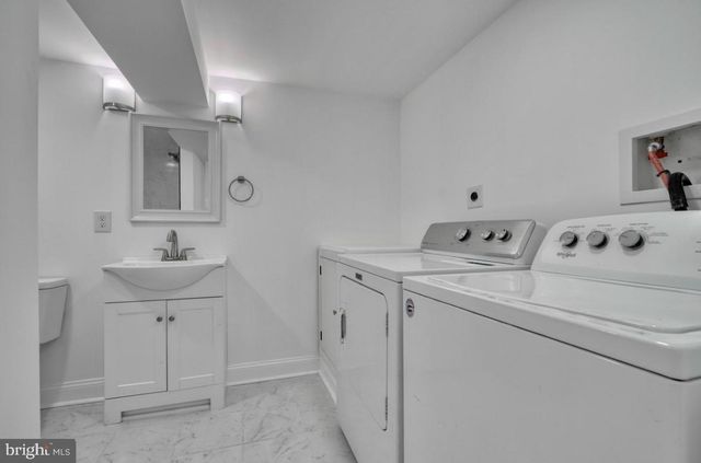 701 PLATINUM AVE, Essex, MD 21221