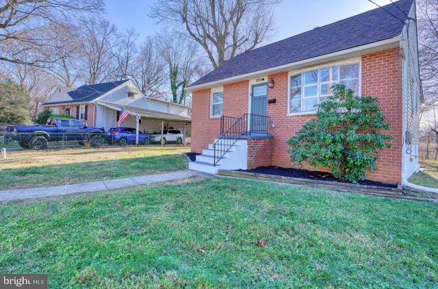 701 PLATINUM AVE, Essex, MD 21221