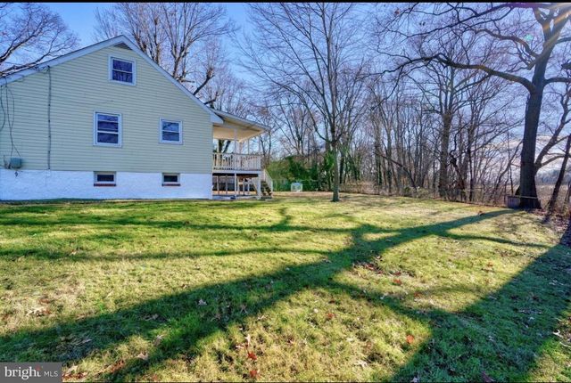 701 PLATINUM AVE, Essex, MD 21221