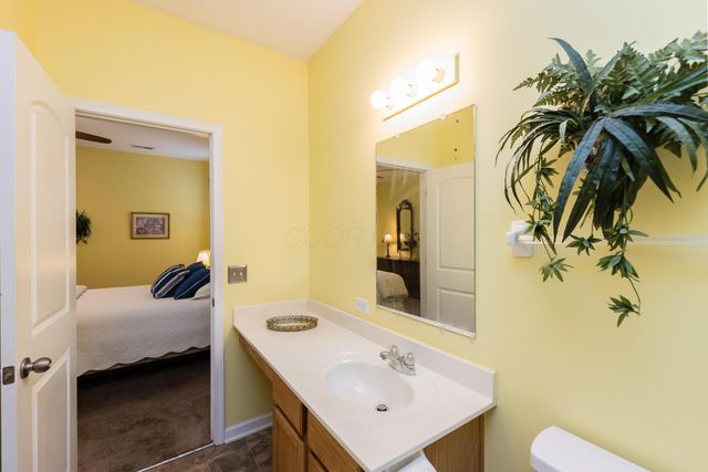 4208 White Spruce Lane, Grove City, OH 43123