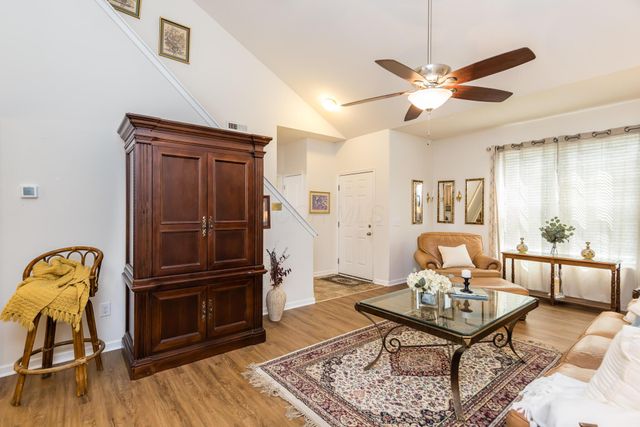 4208 White Spruce Lane, Grove City, OH 43123