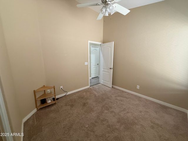 3803 E GRANDVIEW Road, Phoenix, AZ 85032