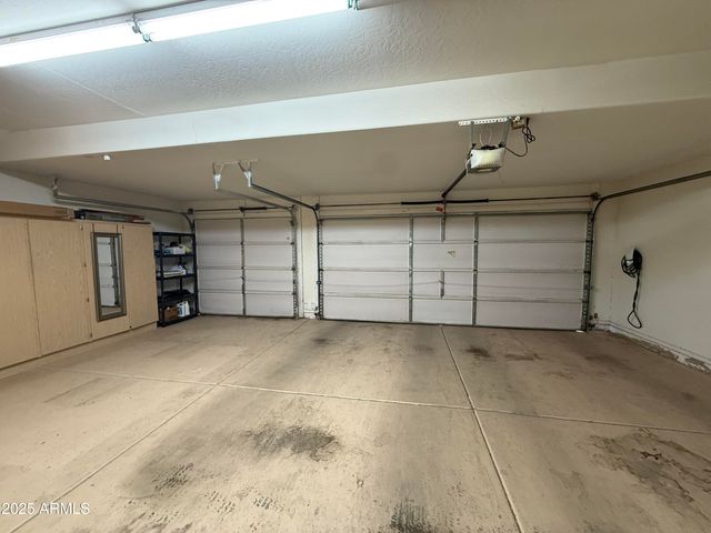 3803 E GRANDVIEW Road, Phoenix, AZ 85032