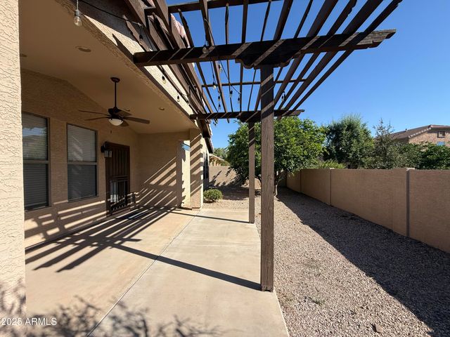 3803 E GRANDVIEW Road, Phoenix, AZ 85032