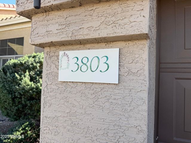 3803 E GRANDVIEW Road, Phoenix, AZ 85032