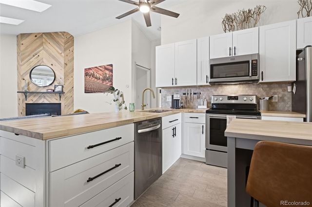 9574 W Elmhurst Place, Littleton, CO 80128