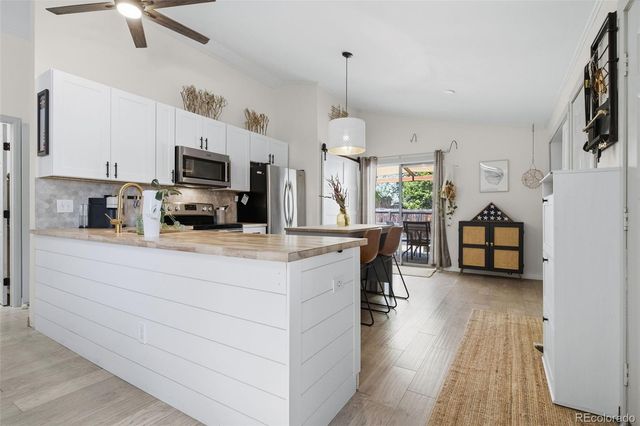 9574 W Elmhurst Place, Littleton, CO 80128