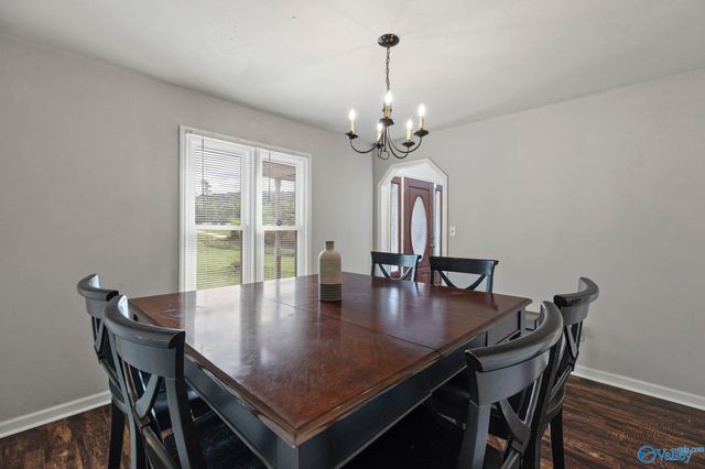 6609 Amberlee Lane NW, Huntsville, AL 35810
