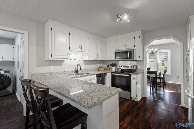 6609 Amberlee Lane NW, Huntsville, AL 35810