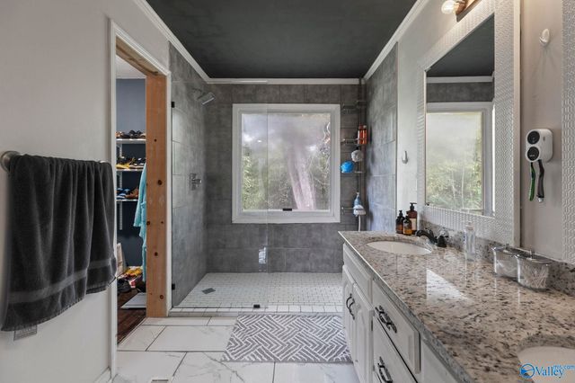6609 Amberlee Lane NW, Huntsville, AL 35810