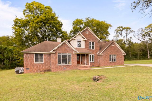 6609 Amberlee Lane NW, Huntsville, AL 35810