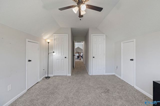 6609 Amberlee Lane NW, Huntsville, AL 35810