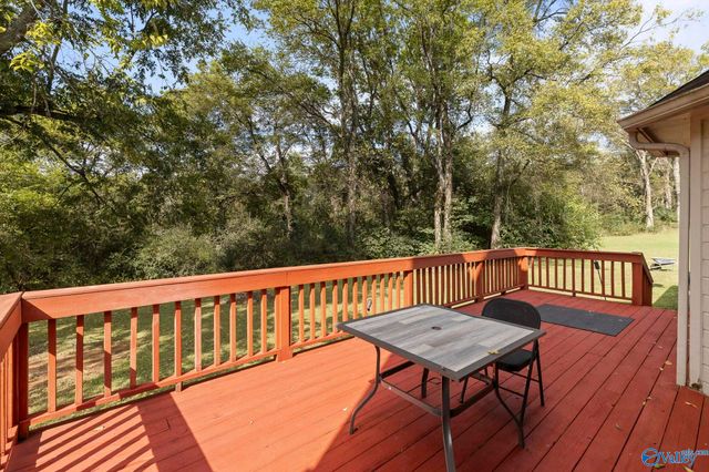 6609 Amberlee Lane NW, Huntsville, AL 35810