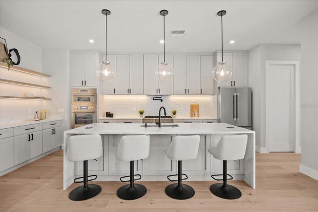 803 YATES STREET, Orlando, FL 32804