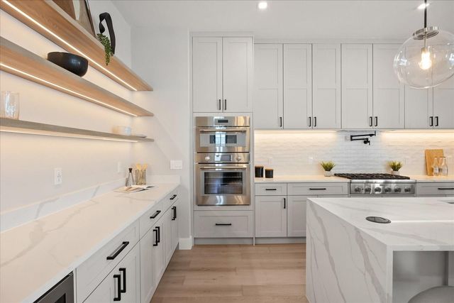 803 YATES STREET, Orlando, FL 32804