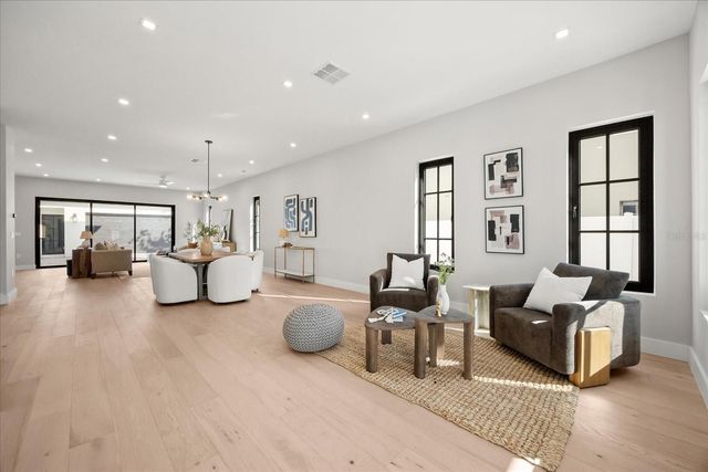 803 YATES STREET, Orlando, FL 32804