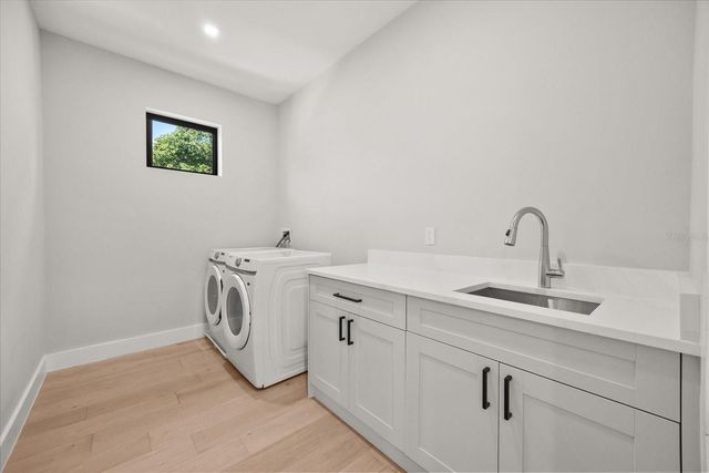 803 YATES STREET, Orlando, FL 32804